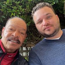 patrick brooks (@pattastic34)