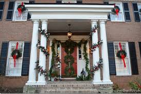 Decor for any style define the atmosphere of your outdoor space with a wide range of classic garden planters. 60 Beautifully Festive Ways To Decorate Your Porch For Christmas Diy Crafts