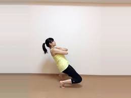 太腿が太い 下腹が出ている お尻が大きい 上半身に比べ下半身が太いことで悩んでいる女性 多いですよね そんな人におススメなのが 2005年度準ミス日本に選ばれたことのある宮下英子さんが考案した eico式下半身やせメソッド そこで eico式下半身やせ