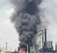 Crește numărul persoanelor care ar fi fost rănite în urma exploziei de la rafinăria petromidia din năvodari. Tigykfz4lnxnrm