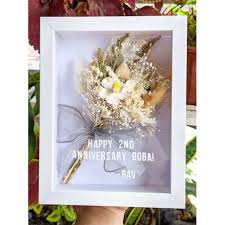 Many of us have received a bouquet of fresh flowers at some point in our lives. Dried Flowers In Shadow Box Shopee Philippines