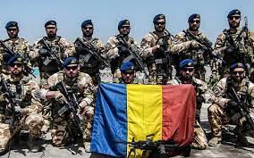 De exemplu, un căpitan al mai va încasa suma de 4.688 lei dela 3.740 lei, în timp ce un locotenent colonel, va beneficia de un salariu de 4.928. Salarii ArmatÄ 2021 CaÈi Bani Vor Incasa OfiÈerii Èi SubofiÈerii Mapn LunÄ De LunÄ Din Salariu Bonusuri Èi Sporuri Stirile Kanal D