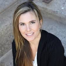 Sara Slocum's Instagram, Twitter & Facebook