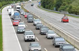 Mit eineinhalb stunden wartezeit zu rechnen ist derzeit vor dem karawankentunnel auf der a11. Sperre Des Karawankentunnels Das Sind Die Ausweichrouten Osterreich Vienna At