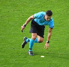 Fußball ist eine ballsportart, bei der zwei mannschaften mit dem ziel gegeneinander antreten, mehr fußball entstand in der zweiten hälfte des 19. Hckqwfznmc W2m