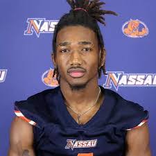 Shaun Parrish's Instagram, Twitter & Facebook