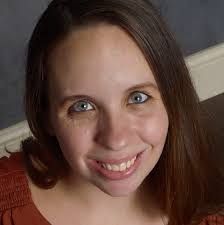 Robyn Hodges's Instagram, Twitter & Facebook