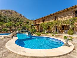 In mallorca können sie die häuser von privat und mit günstiger preisen kaufen, aber sie sollten sehr aufmerksam sein. Fincas Auf Mallorca Kaufen Dahler Company