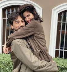 Gökhan alkan is a turkish actor. Nesrin Cavadzade Ye Sevgilisi Gokhan Alkan Dan Surpriz Evlilik Teklifi Son Dakika Magazin Haberleri
