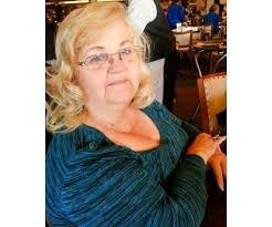 Christine Holloman's Instagram, Twitter & Facebook