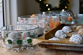 It's highly influenced by european cooking, particularly that of mexican christmas punch (ponche navideno). Mexican Wedding Cookies Gluten Free Vegan Hola Jalapeno