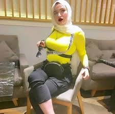 ظهرت حنين حسام بعد إخلاء سبيلها بدون الحجاب، وأغلقت جميع حساباتها عبر موقع تيك توك من قبل النيابة. Ù…ÙØ§Ø¬Ø£Ø© ÙÙŠ Ù‚Ø¶ÙŠØ© Ø­Ù†ÙŠÙ† Ø­Ø³Ø§Ù… Ø¨Ø¹Ø¯ 48 ÙŠÙˆÙ…Ø§ Ù‚Ø¶ØªÙ‡Ø§ Ø¯Ø§Ø®Ù„ Ø§Ù„Ø³Ø¬Ù† Ù…Ø¬Ù„Ø© Ø§Ù„Ø¬Ù…ÙŠÙ„Ø©