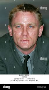 Daniel craig actor hi-res stock photography and images