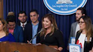 Just gonna out me like that, huh? Sharon Salazar Recibe Homenaje En Estados Unidos Noticias De El Salvador Elsalvador Com