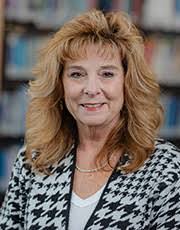 Lori Kurtzman's Instagram, Twitter & Facebook