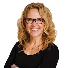 Sasha Horner's Instagram, Twitter & Facebook