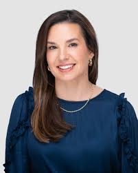 Randi Barrett's Instagram, Twitter & Facebook