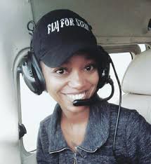 Inspiring Women Pilots Since 1929 Lindsay Underwood: Commanding the new  Presidential Helicopter