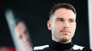 Ein Schweizer pfeift den Champions-League-Halbfinal zwischen PSG und Bayern München