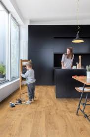 Quick Step Pulse Click Plus Chene Automne Miel Pucp40088 Lame Clipsable Sol Vinyle Revetement Sol Sol Pvc Clipsable