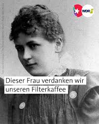 Chris Dercon ist Museumsmann. Dennoch ist er Nachfolger von Frank Castorf  als Berliner Volksbühnen-Intendant. Was sagt das über die  Theaterlandschaft...