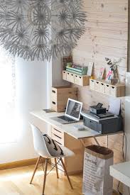 Nuestro Espacio De Trabajo En Casa 25 Anos Leroy Merlin Decoracion De Interiores Despacho En Casa Trabajos En Casa