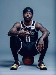 Kevin Durant Kyrie Irving Deandre Jordan Take Stage At Brooklyn Nets Media Day 9 27 19 In The Middle Of T Basketball Players Nba Nba Basketball Art Nba Players