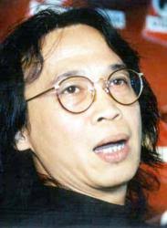 Duo Erwin Gurtawa-Jay Subiyakto Gelar Napak Tilas Chrisye