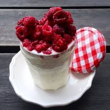 Pick and mix your favourites and alternate to keep things exciting. The 5 2 Challenge More Reinvention The Modern Bircher Muesli Overnight Oats In A Jar With Raspberries The Paddington Foodie