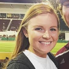 Brooke Whitten's Instagram, Twitter & Facebook