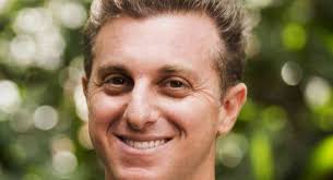 Apresentador de tv, curioso e entusiasta das redes sociais. Apos Encontro Com Moro Luciano Huck Almoca Com Maia Minha Turma Politica Estado De Minas