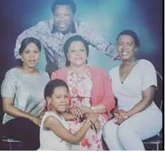 His first daughter, serah joshua is a lawyer by profession. Ziurt0lxow0kgm