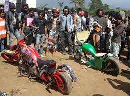 Image result for gambar vespa extreme