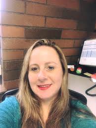 Does anyone know a company that carries all three of these colors? I'm  having a problem finding the blues.