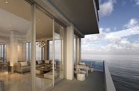 Vente Appartement Pieds Dans L Eau Miami Beach Floride Usa Luxury Beach House Oceanfront Condo Luxury Homes