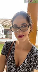 Christina Farber's Instagram, Twitter & Facebook