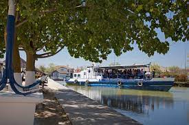 Vom primi și doritorii de. Complex Turistic Eden Gura Portitei Gura Portitei Romania