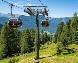 Gb = gondelbahn, lsb = luftseilbahn, sb = sesselbahn. Seceda Seilbahnen St Ulrich In Groden Dolomiten Sudtirol Italien