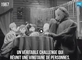 The show is about a bear ( nounours ) visiting two children each night before bedtime. Bonne Nuit Les Petits Jean Paul Lilienfeld