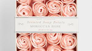 Here are over 25 great valentines day gift ideas that she will love and are affordable! Great Valentine S Day Gift Ideas For Her Sunset Magazine