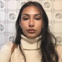 300+ perfiles de «Emily To»