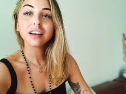 Danielle Mercurio's Instagram, Twitter & Facebook