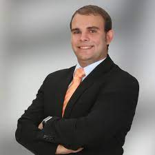 A vorstandsassistent (board assistant or assistant to the board) is a specific role in german and austrian public companies that are managed by a vorstand or executive. Dominik Muller Vorstandsassistent Vr Bank Niederbayern Oberpfalz Eg Xing