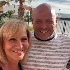 Just set up 400ltr tank for 2 Oscar's & pleko, need some greenery that the  Oscar's won't dig up and destroy any ideas?