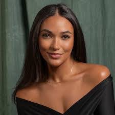 Bailey Jackson's Instagram, Twitter & Facebook