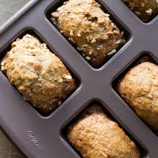 These Banana Bread Mini Loaves Can Be Made With Just One Bowl And One Pan So Easy And Delicious Mini Banana Bread Recipe Mini Loaf Banana Nut Bread