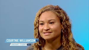 Carolina Way's Instagram, Twitter & Facebook