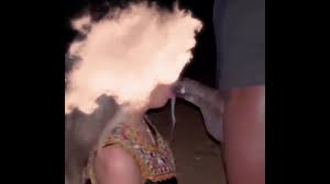 Porn Video - Beurette suce grosse bite noire dehors