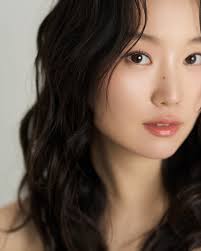 Lily Park 박현지 (@lilyhjix) • Instagram photos and videos