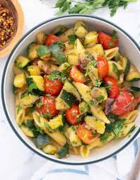 Check spelling or type a new query. Pasta With Tomatoes And Zucchini The Clever Meal
